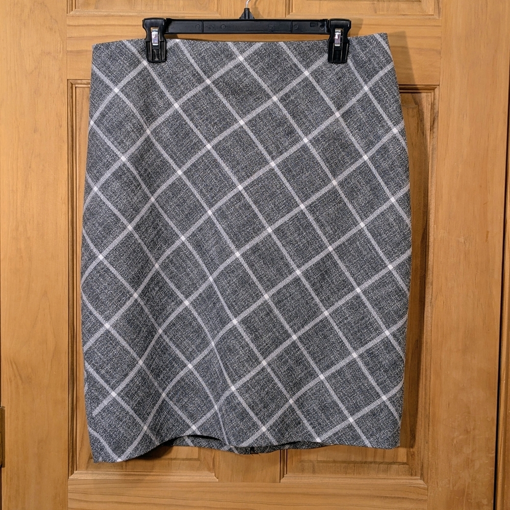 White House Black Market Plaid Pencil Skirt Black Gray Sz 14 Business Casual